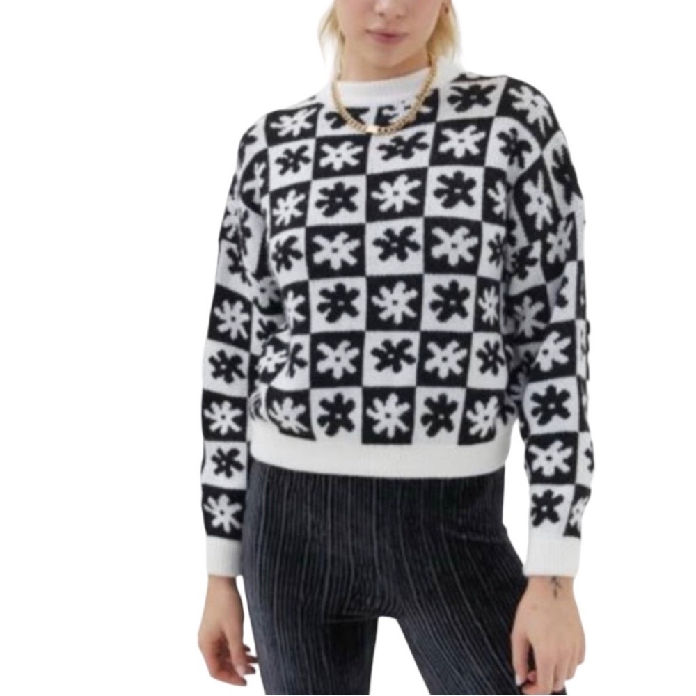 Lisa Says Gah XS/S Emma white black flower sweater
